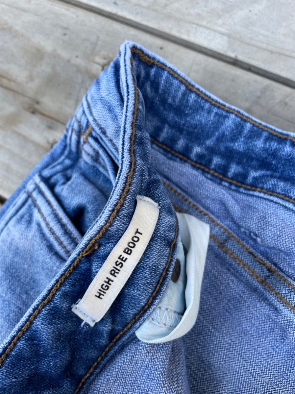 Wrangler Retro High Rise Bootcut Jeans - Picture 4 of 5